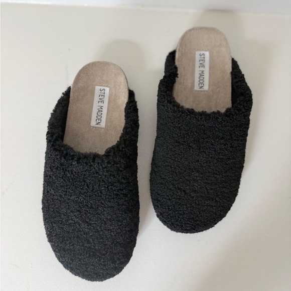 Steve Madden Womens Vesa Slipper Mules Black Beige Slip On Round Toe Faux Fur 6 - Picture 1 of 7